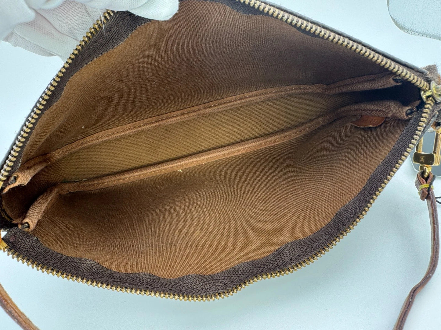 Louis Vuitton Pochette Accessoires Monogram Canvas Clutch Shoulder Bag