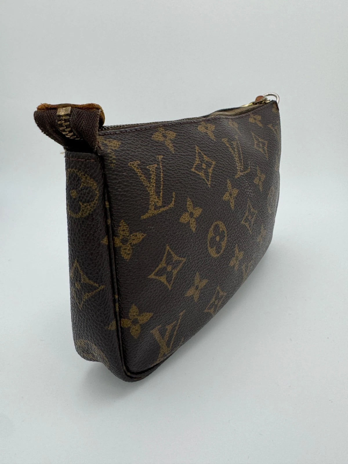 Louis Vuitton Pochette Accessoires Monogram Canvas Clutch Shoulder Bag